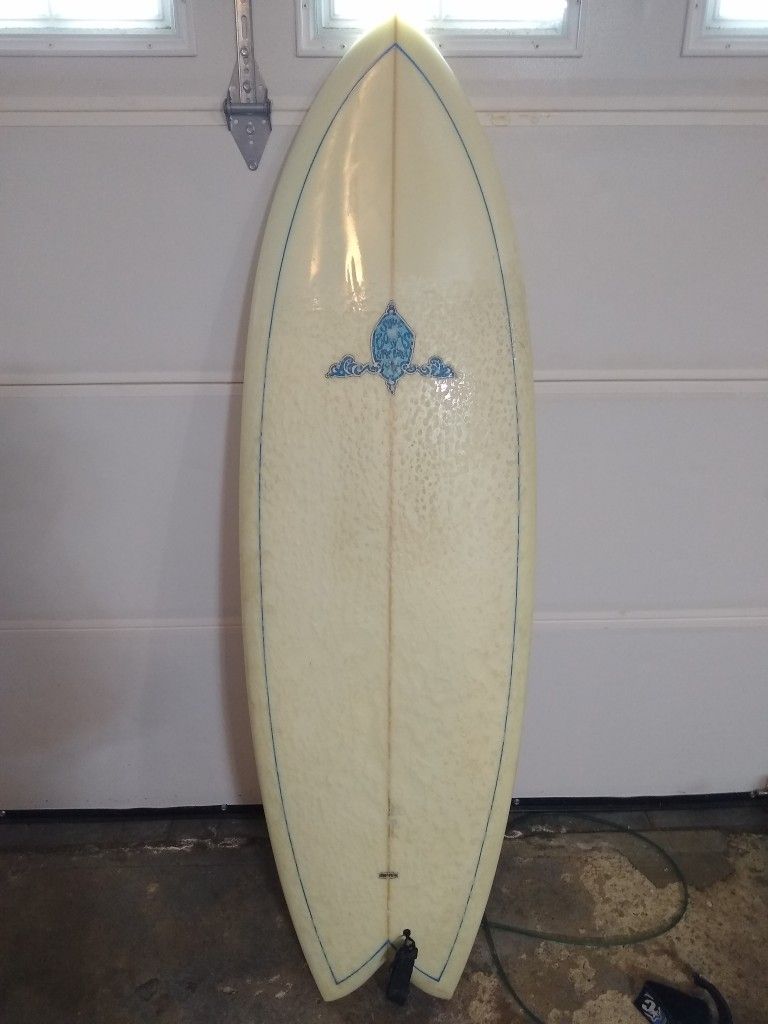 Surfboard & Bag- Chris Birch Custom Quad Fin Fish 5'8"