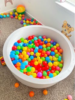 Foam ball Pitt wit +-250 balls