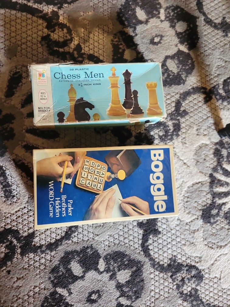 Boggle And Chess Pieces
