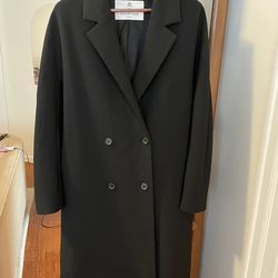 Aritzia Slouch Coat - Ressential Fabric - Size Large