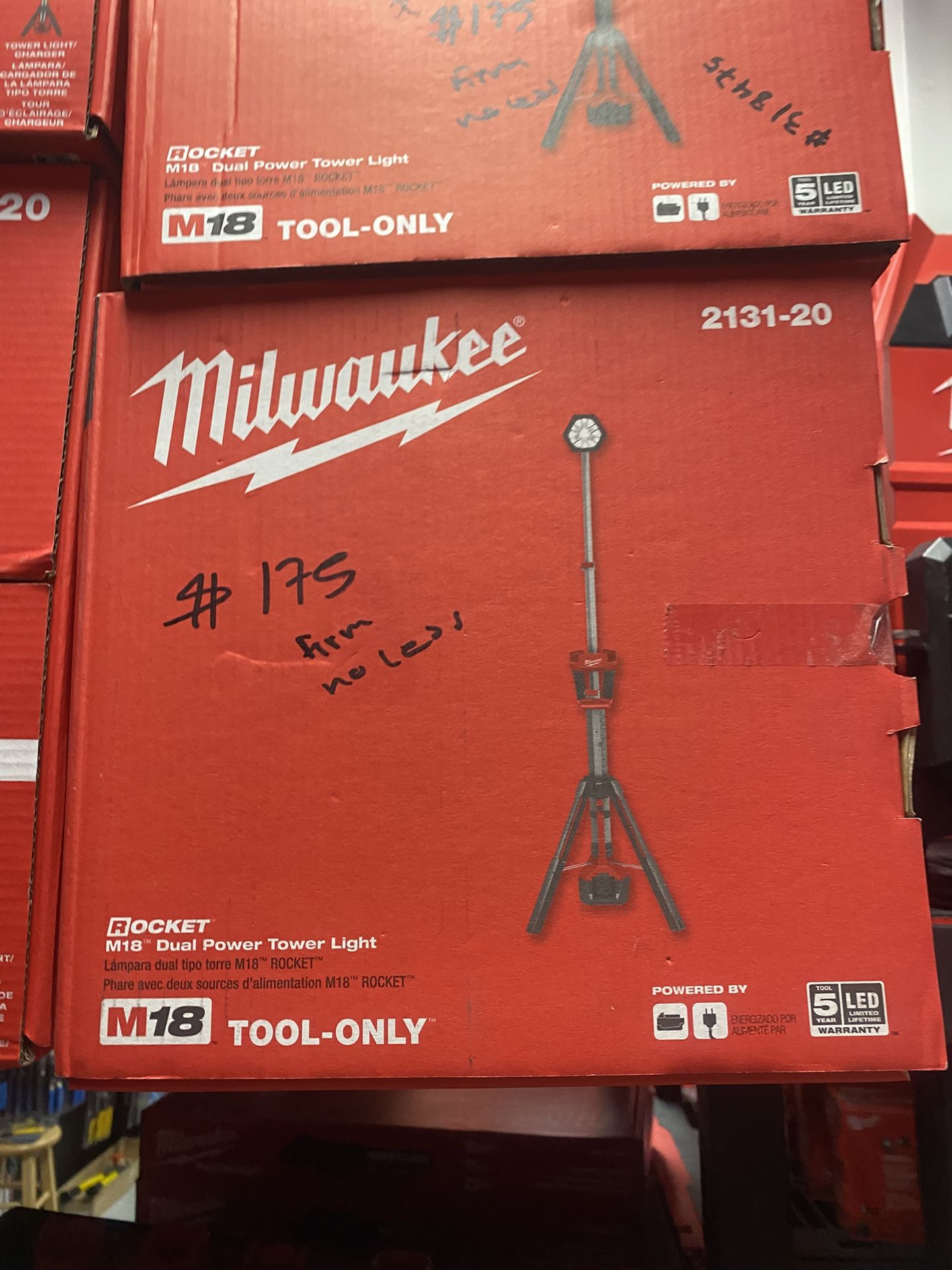 Milwaukee M18 18-Volt Lithium-Ion Cordless Rocket Dual Power Tower Light (Tool-Only)