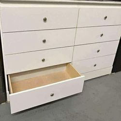 Eight Drawers Dresser “Rails”