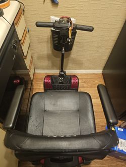 Mobility Scooter With Vehicle Lift - Pride Go-go