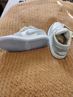 Air Jordan 1 low