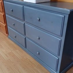 Pinewood 6 Drawer Dresser