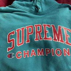 Supreme x Champion hoodie L SS17