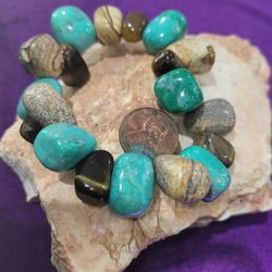 Stretchy Polished Stone Bracelet 