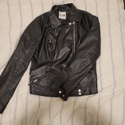 Woman's Leather Jacket Size L