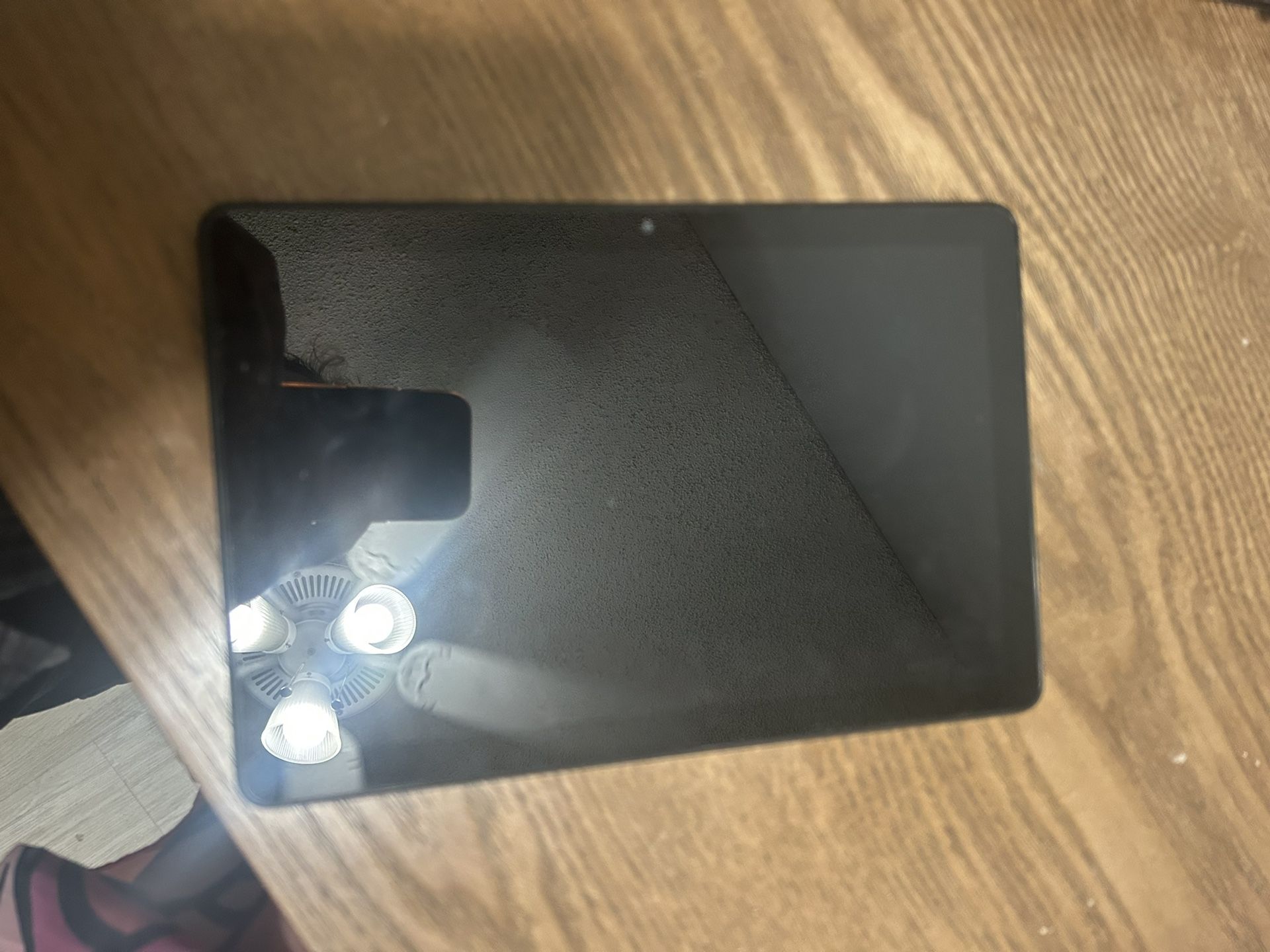 Amazon Tablet, Barly Used