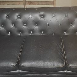 Tufted Couch $40