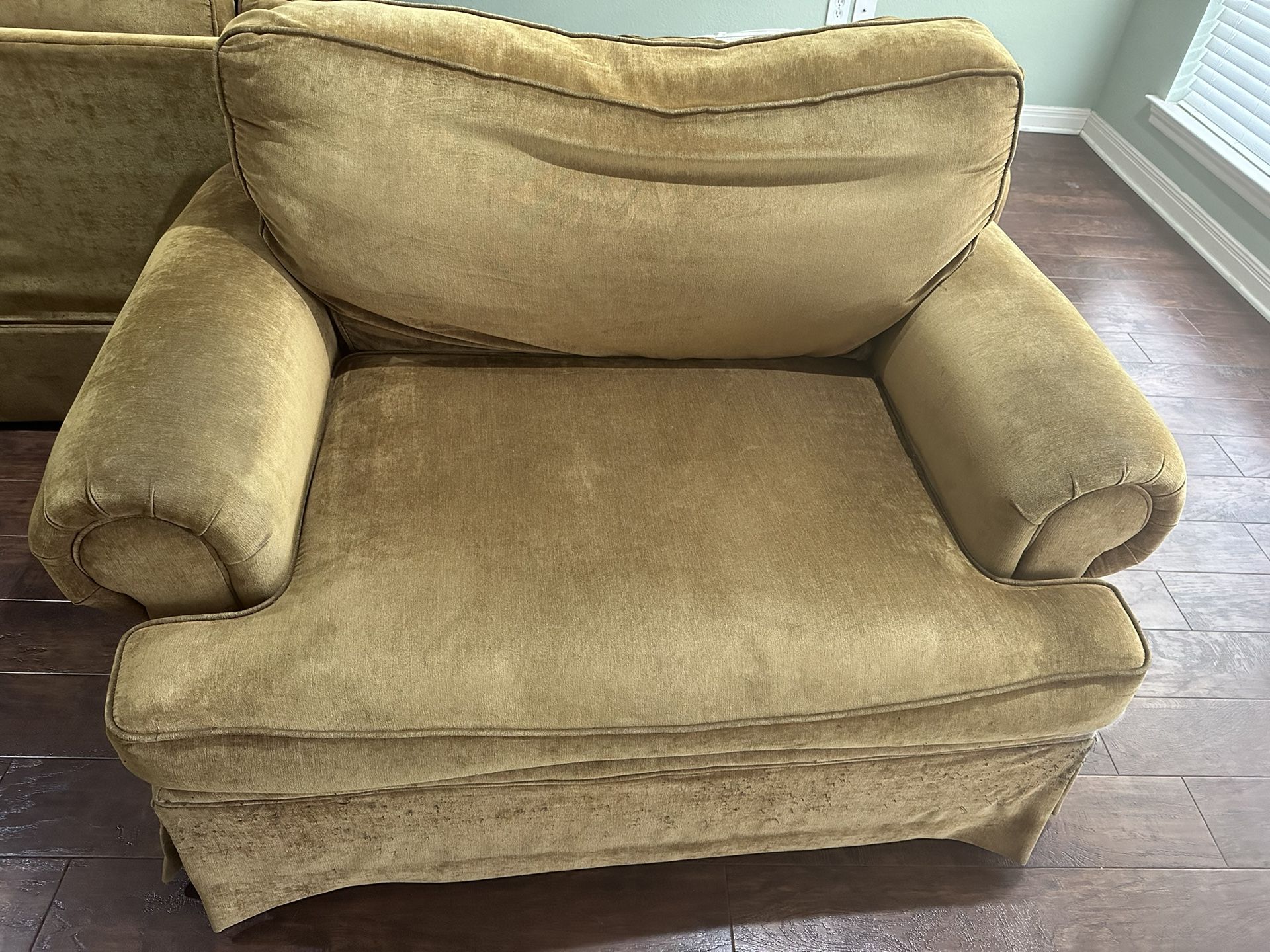 Loved Living Room Furniture - Brand Unknown