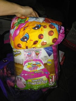 Shopkins comforter and fleece