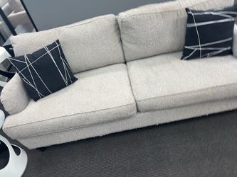 Couch barely used