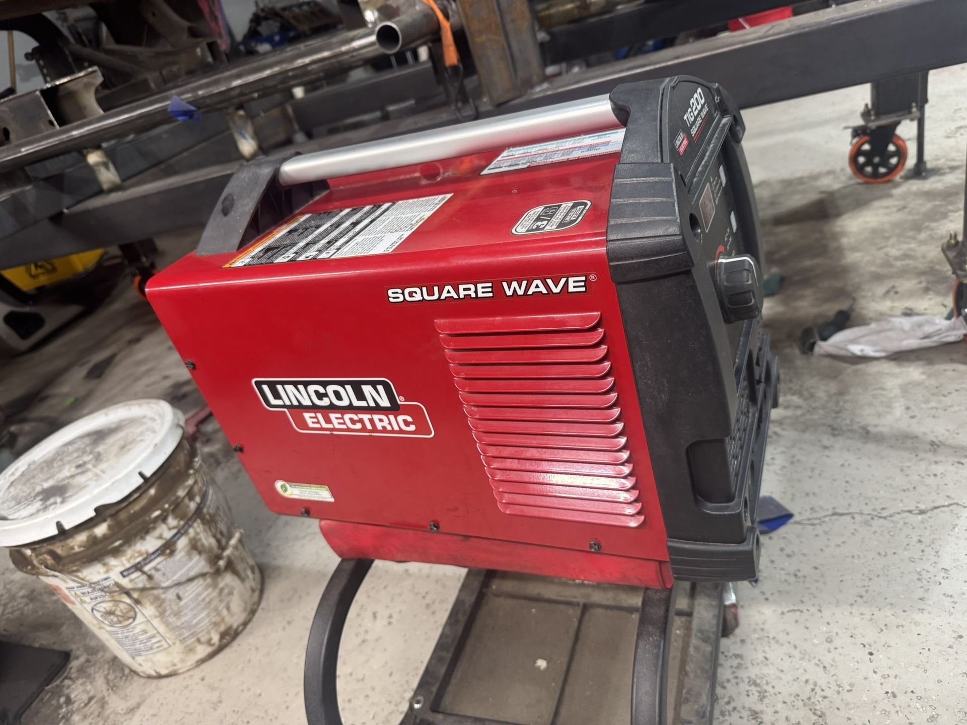 Lincoln Square Wave