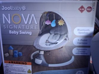 Nova signature baby swing