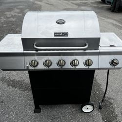 Delivery Available! Nexgrill 5 Burner Gas Propane Grill BBQ with Side Burner! Works great! Has to be lit using lighter. Doesn’t not include propane ta