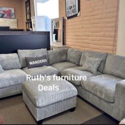 Gorgeous ‼️sectional Sofa With Ottoman Grey Corduroy 