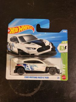 Hot Wheels Ford Mustang  Mach-E 1400