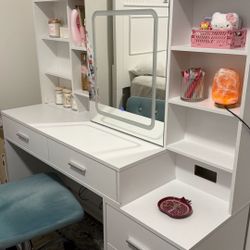 WHITE VANITY WITH MIRROR