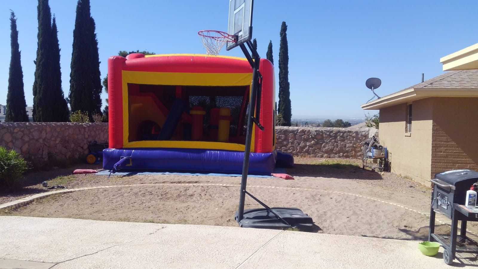 Jumping balloons/ Brinca Brincas