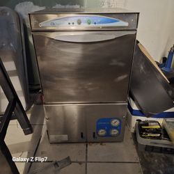 Dish Washer But Its Mainly For  Bar Glass 