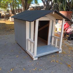 Dog Houses 