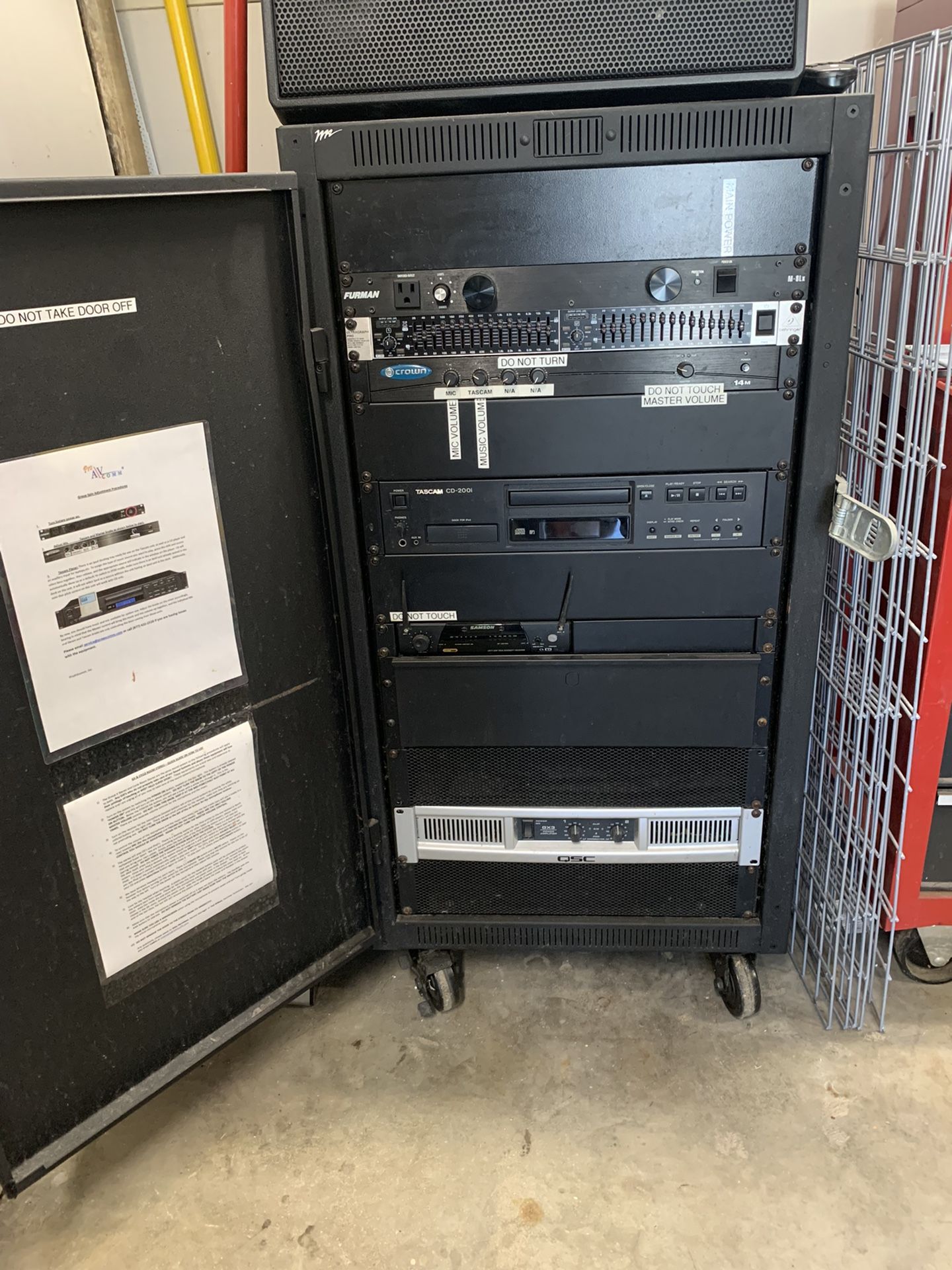 Stereo With Cabinet and 4 JBL Speakers -OBO