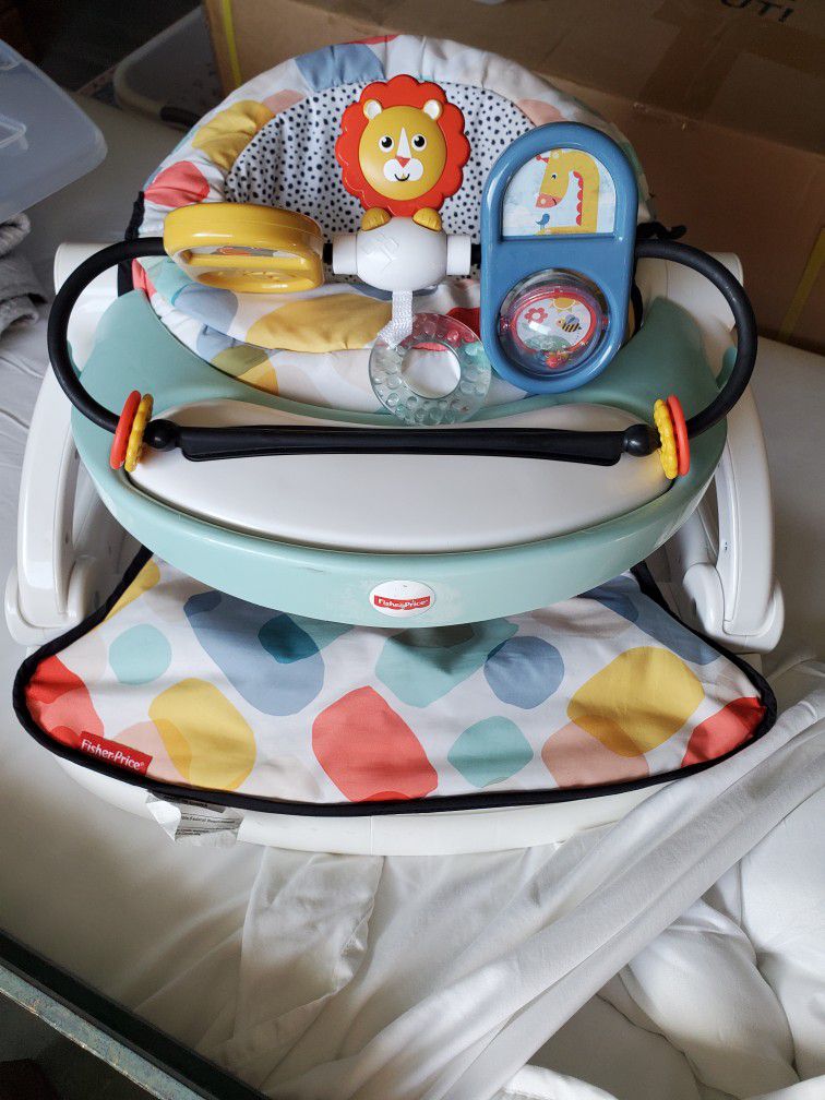 Bassinet And Baby Play Chair 