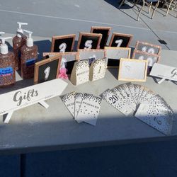 Decorations 