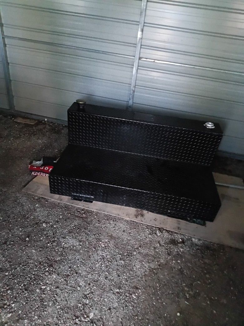 110 Gallon Diesel Tank No Pump