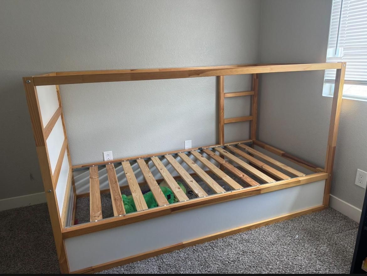 Twin Bed With Storage