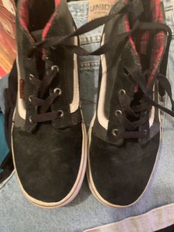 Boys shoes size 5