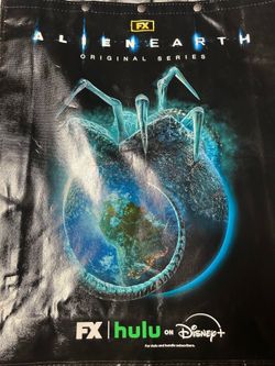 Alien earth bag comic con 2026