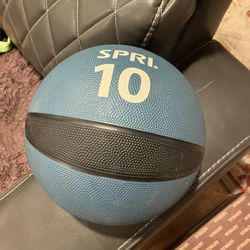 10 Lb Medicine Ball