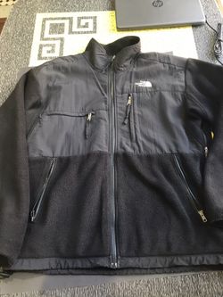 North Face Men’s Denali (large)