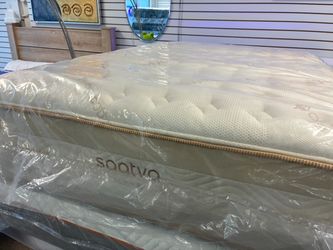 Queen size Saatva RX