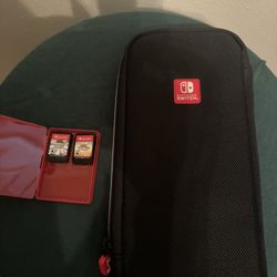 Nintendo Switch Case & 2 Games