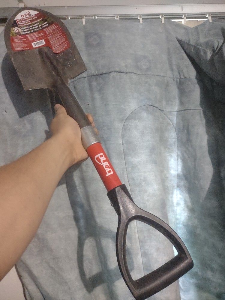 Bond mini Shovel