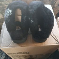 Classic Slipper II Wide Black Size 8
