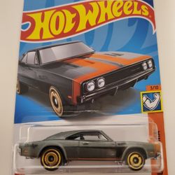Hot Wheels '69 Dodge Charger 500