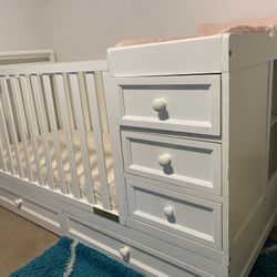 Baby crib 