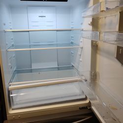 Hisense Mora Bottom Freezer Refrigerator 