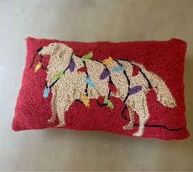 Vintage Hooked Wool Golden Retriever Holiday Pillow 12x20 | Peking Handicraft Inc.