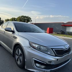 2013 Kia Optima Hybrids 