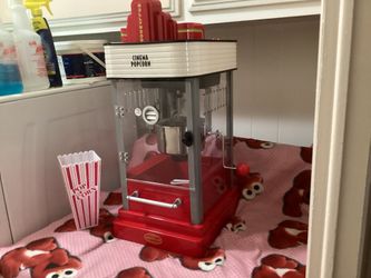 Nostalgia Kettle Popcorn Machine Holleywood Cinema Model HKP200