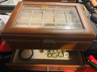 Jewelry and watch storage box womens