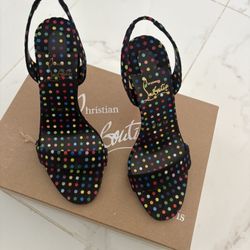 Christian Louboutin O Marylin 100