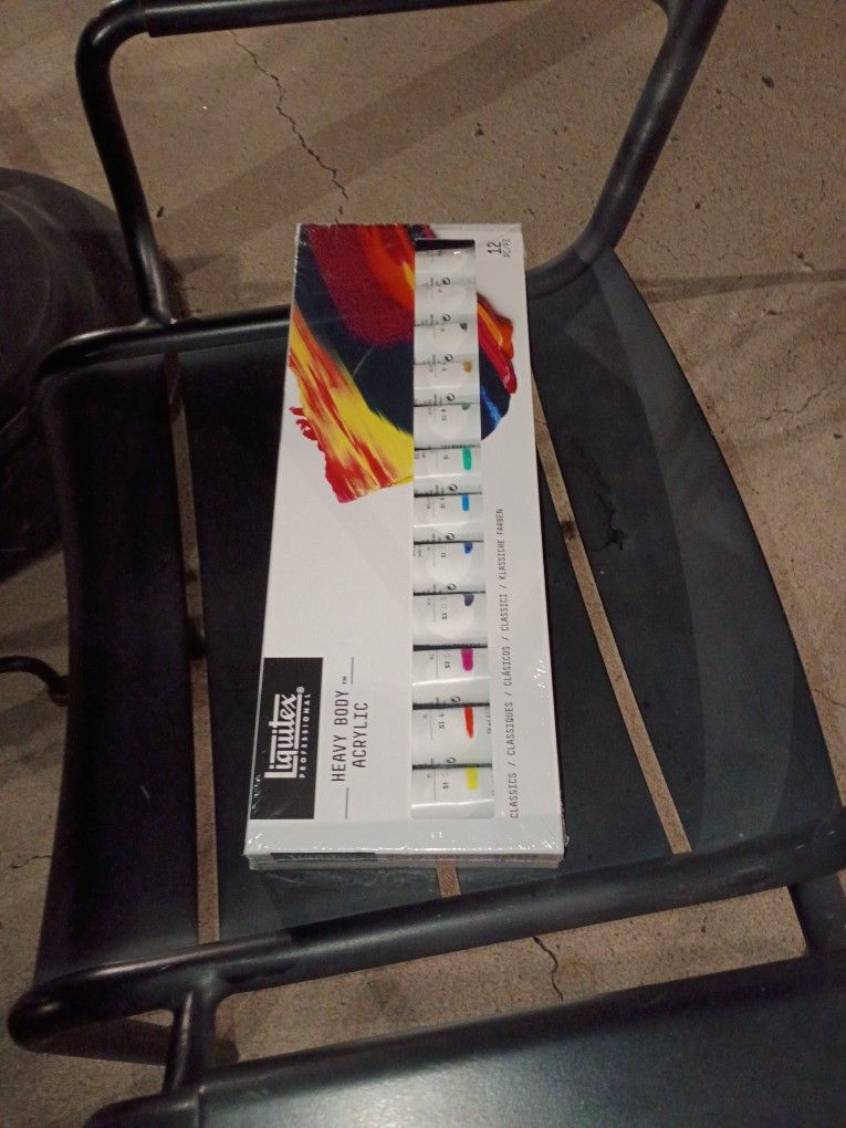 For Sale 50$ Heavy body Acrylic Paint