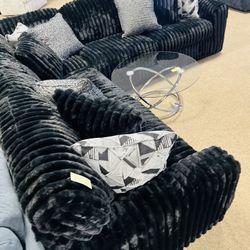 Cozy Stylish Nice Sectional! 