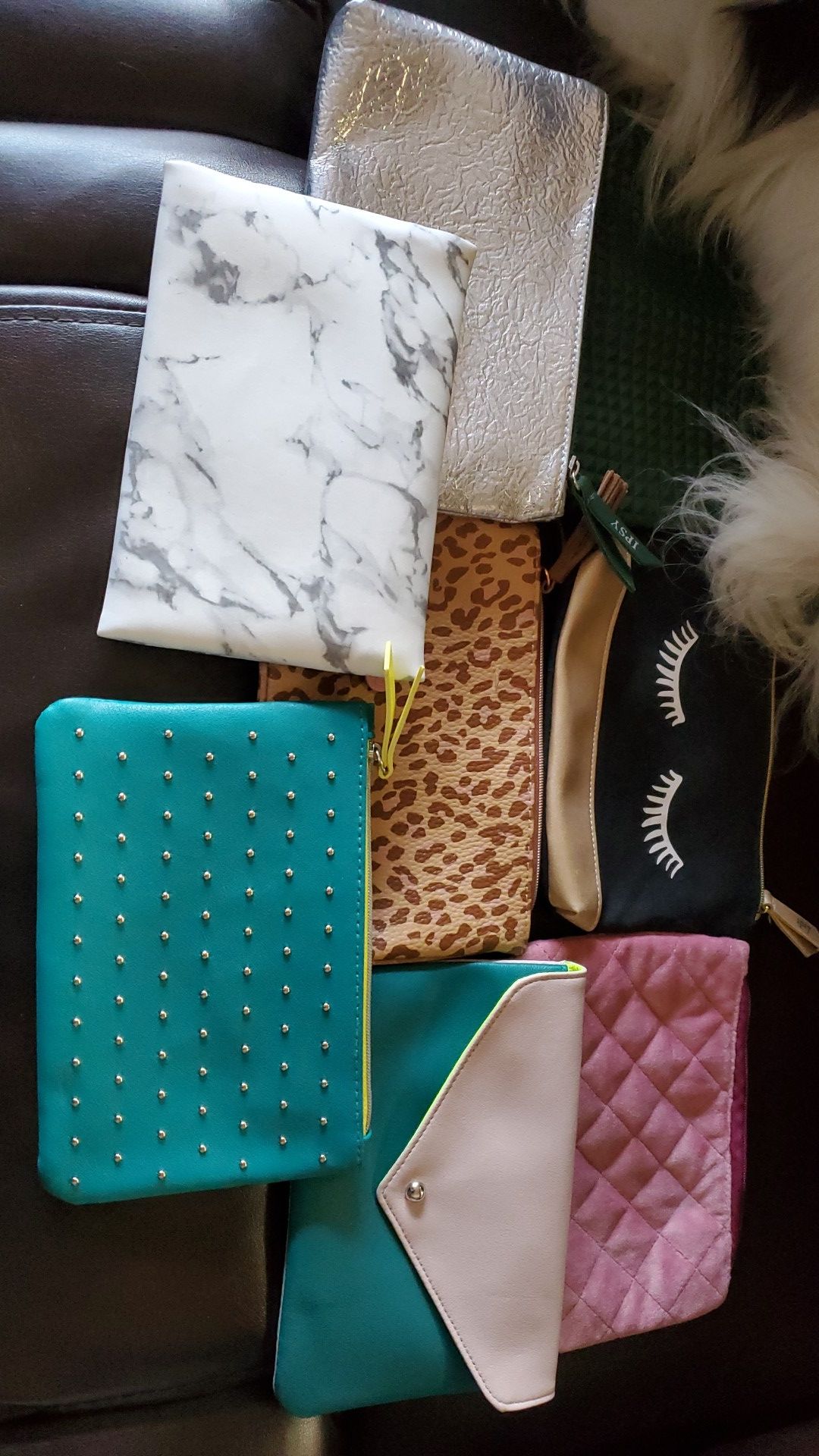 8 Makeup Bags